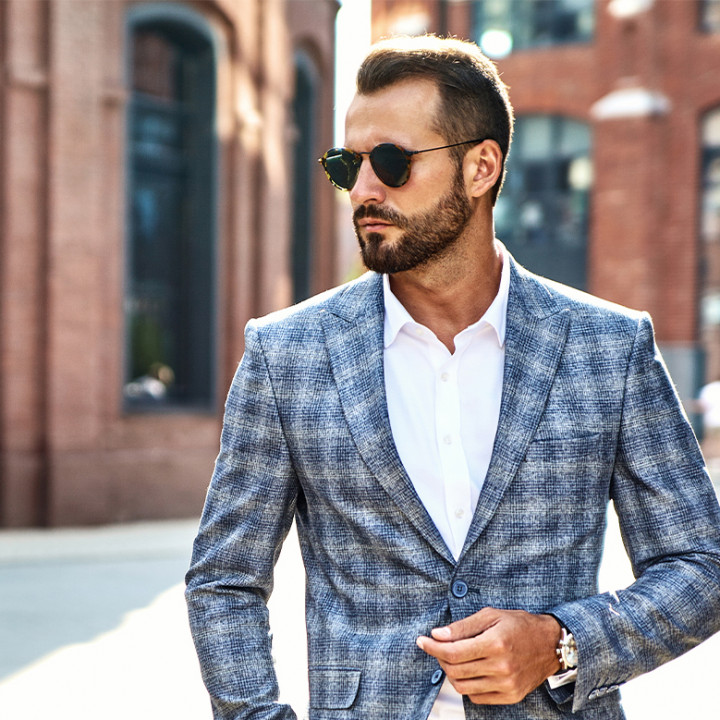 The Art of Color in Men's Fashion: Wearing Shades That Speak